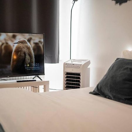 Superb 3 Bedroom & 3 Bathroom Duplex In Brussels City Centre Ngoại thất bức ảnh
