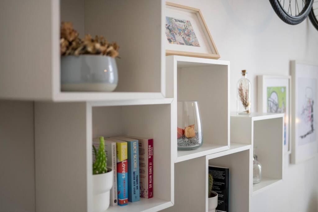 Superb 3 Bedroom & 3 Bathroom Duplex In Brussels City Centre Ngoại thất bức ảnh